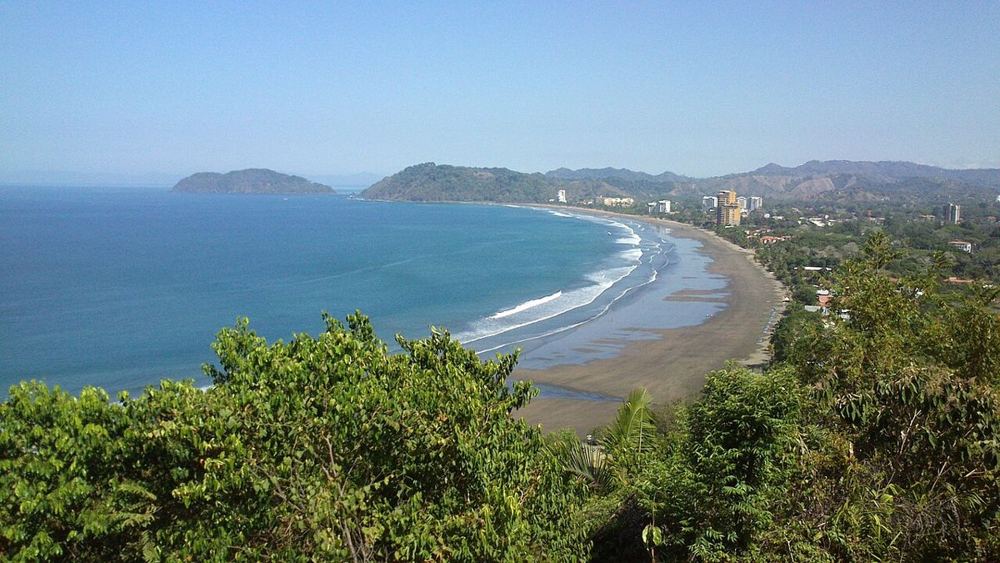 Gully's, Costa Rica